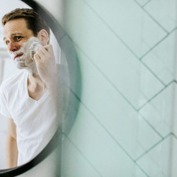 Kilka nawyków w codziennej pielęgnacji, których mężczyzna może nauczyć się od kobiety