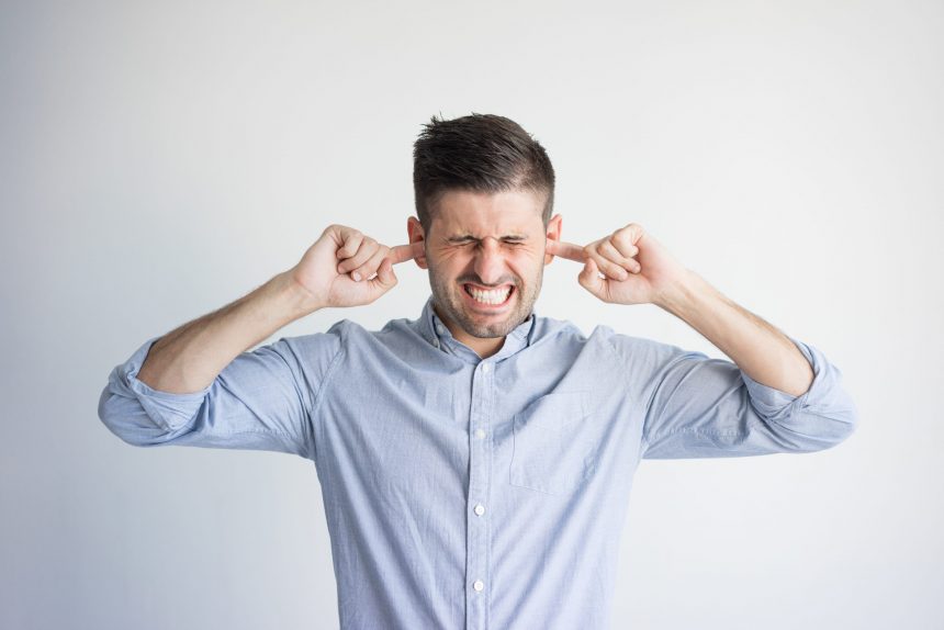 Odstające uszy? Prawdy i mity na temat odstających uszu